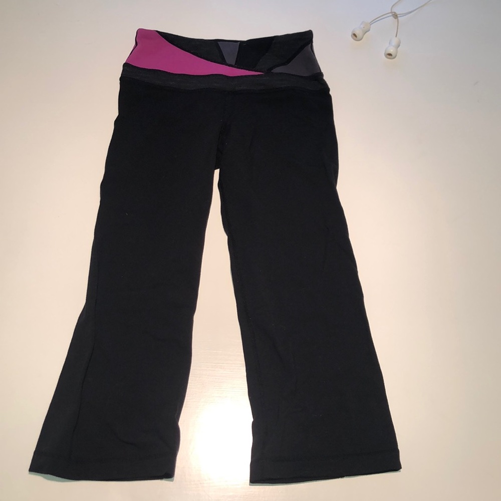 Lululemon size 2 crops